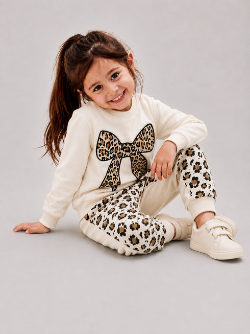 Leopard Bow Charm Fleece Suit (Off-White)