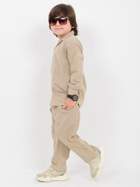 Eastern Starry Embossed Wash & Wear 2 Piece Set (Warm Beige)