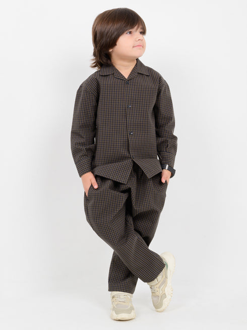 Checkered Imported Water Proof Wash & Wear 2 Piece Set