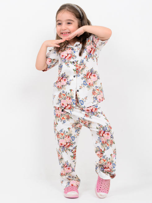 Spring Hug Imported Linen Set (Floral White)